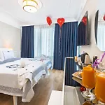 Reo Hotel 4*