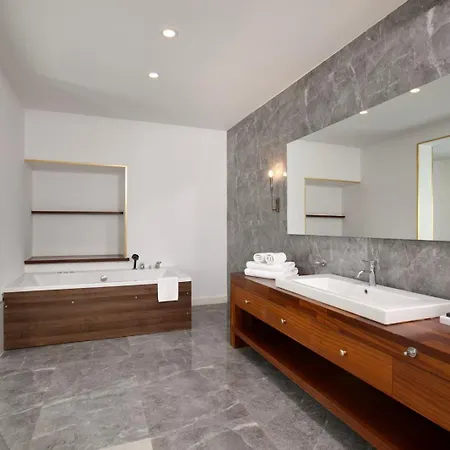 Reo - Ex Pacco Hotel Antalya