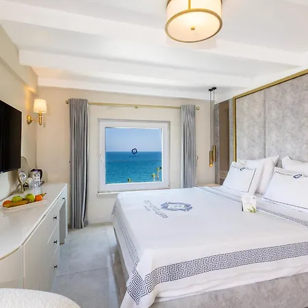 ホテル Reo アンタルヤ