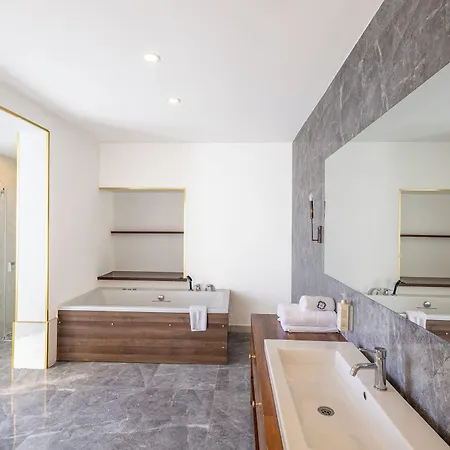 Otel Reo