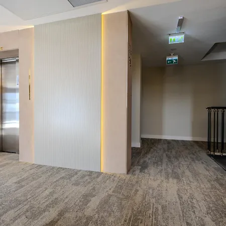 Reo Hotel