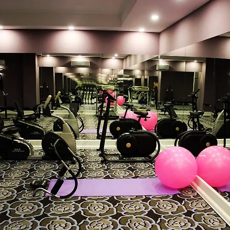 Reo Hotel 4*