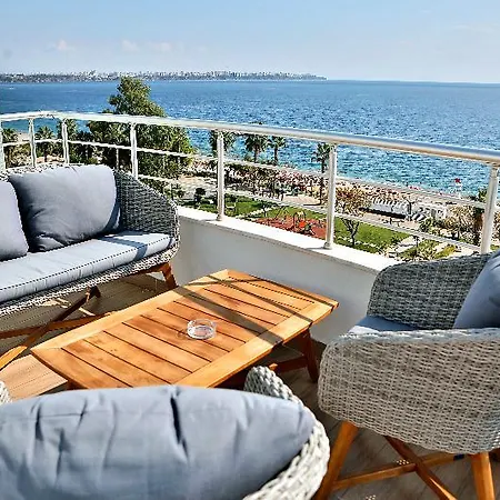 Reo Hotel 4*