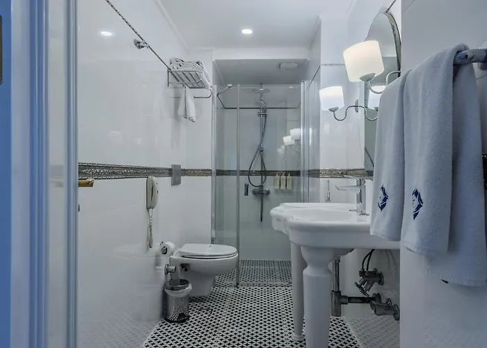 Reo Szálloda 4*